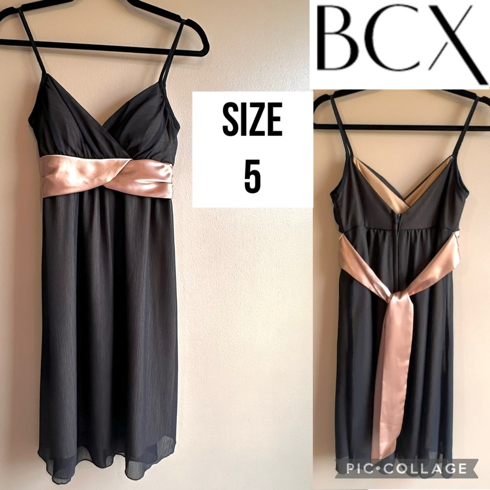 BCX Juniors Dress Black Knee Length Gold Sash Tie Waist V-Neck Empire Waist Sz 5